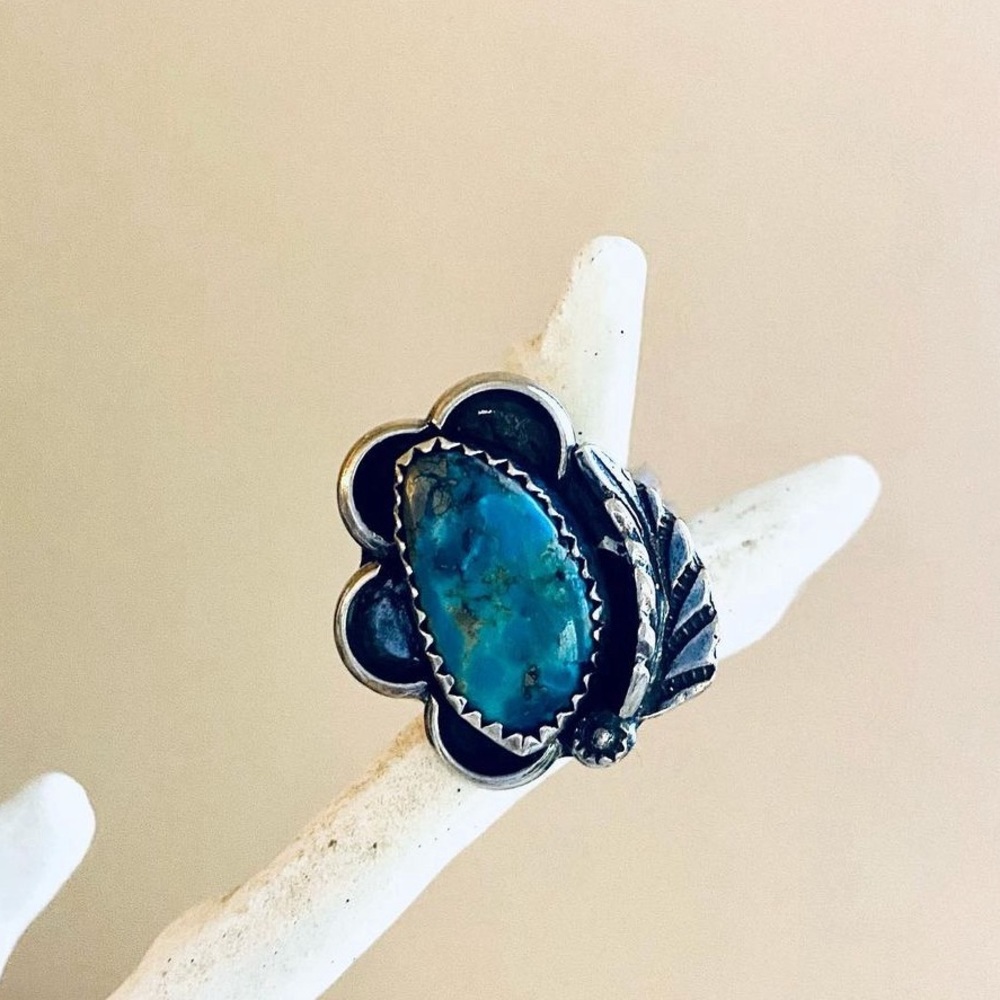 Vintage 1970’s Navajo Turquoise Ring. Size 7